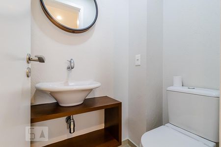 Banheiro de apartamento para alugar com 2 quartos, 103m² em Vila Gumercindo, São Paulo