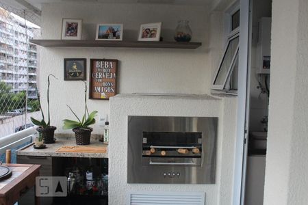 Apartamento à venda com 92m², 3 quartos e 2 vagasVaranda