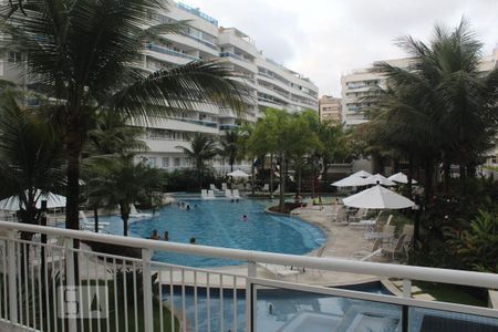 Apartamento à venda com 92m², 3 quartos e 2 vagasÁrea Comum - Piscina