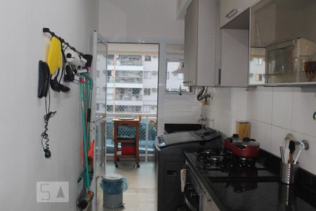 Apartamento à venda com 92m², 3 quartos e 2 vagasCozinha