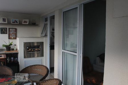 Apartamento à venda com 92m², 3 quartos e 2 vagasVaranda