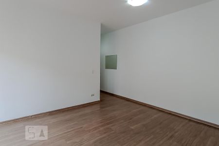 Sala de apartamento à venda com 3 quartos, 69m² em Jardim Tupanci, Barueri