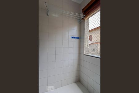 Lavanderia de apartamento à venda com 3 quartos, 69m² em Jardim Tupanci, Barueri