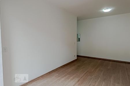 Sala de apartamento à venda com 3 quartos, 69m² em Jardim Tupanci, Barueri
