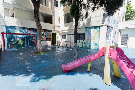 Apartamento à venda com 50m², 2 quartos e 1 vaga Apartamento à venda com 50m², 2 quartos e 1 vagaÁrea Comum - Playground