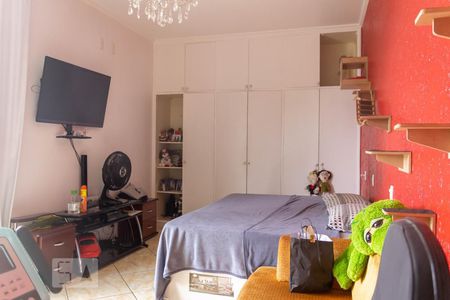 Casa para alugar com 1240m², 5 quartos e 8 vagasSuíte 2