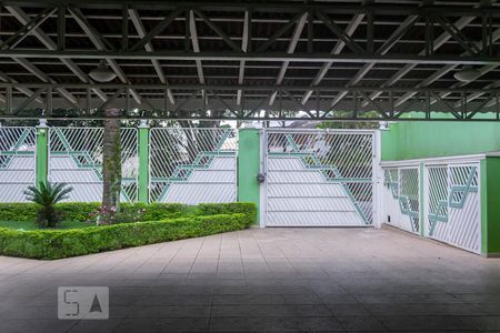 Casa para alugar com 1240m², 5 quartos e 8 vagasGaragem