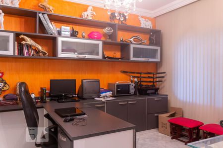 Casa para alugar com 1240m², 5 quartos e 8 vagasEscritório