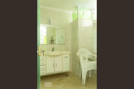 Casa para alugar com 1240m², 5 quartos e 8 vagasBanheiro Piscina 1