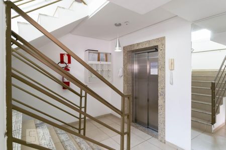 Hall de Entrada de apartamento à venda com 3 quartos, 90m² em Santa Branca, Belo Horizonte