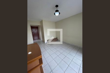 Sala de estar de apartamento para alugar com 2 quartos, 66m² em Vila Polopoli, São Paulo