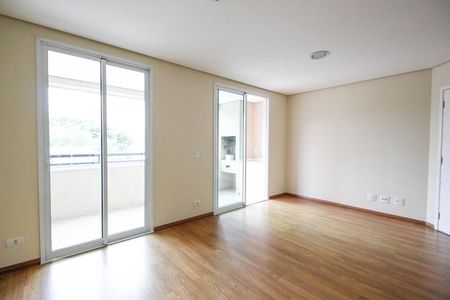 Sala de apartamento à venda com 3 quartos, 93m² em Vila Romero, São Paulo