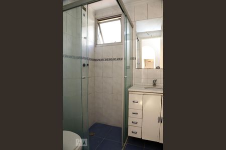 Banheiro Social  de apartamento para alugar com 1 quarto, 45m² em Vila Andrade, São Paulo