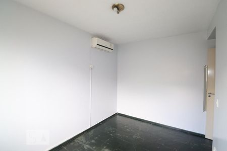 Quarto 1 de apartamento para alugar com 3 quartos, 74m² em Goiânia 2, Goiânia