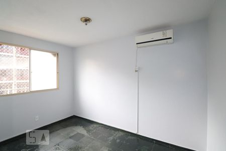 Quarto 1 de apartamento para alugar com 3 quartos, 74m² em Goiânia 2, Goiânia