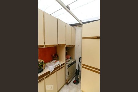 Casa de condomínio à venda com 190m², 3 quartos e 2 vagas Casa de condomínio à venda com 190m², 3 quartos e 2 vagasÁrea de Serviço