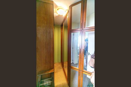 Casa de condomínio à venda com 190m², 3 quartos e 2 vagas Casa de condomínio à venda com 190m², 3 quartos e 2 vagasQuarto 3