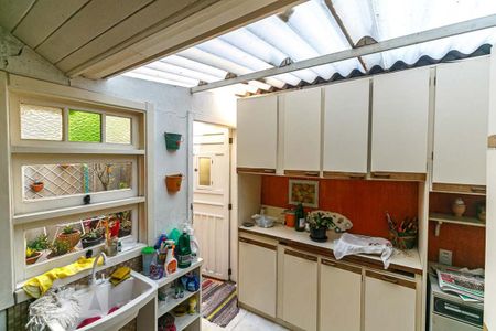 Casa de condomínio à venda com 190m², 3 quartos e 2 vagas Casa de condomínio à venda com 190m², 3 quartos e 2 vagasÁrea de Serviço