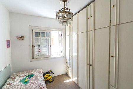 Casa de condomínio à venda com 190m², 3 quartos e 2 vagas Casa de condomínio à venda com 190m², 3 quartos e 2 vagasQuarto 1