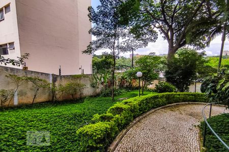 Apartamento para alugar com 68m², 3 quartos e 1 vagaÁrea Comum