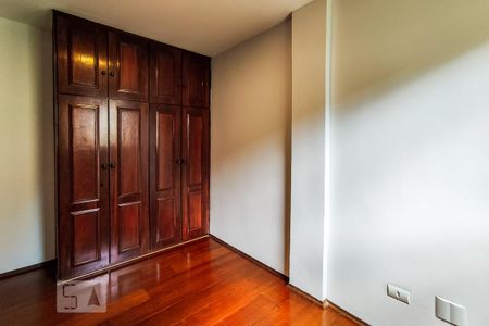 Apartamento para alugar com 68m², 3 quartos e 1 vagaQuarto 2