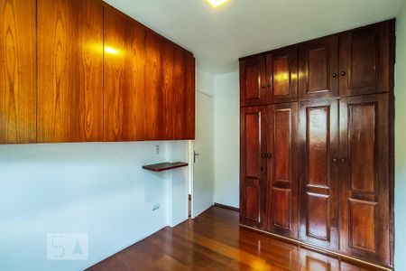 Apartamento para alugar com 68m², 3 quartos e 1 vagaQuarto 2