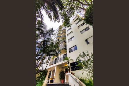 Apartamento para alugar com 68m², 3 quartos e 1 vagaFachada