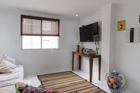 Sala de casa de condomínio à venda com 3 quartos, 125m² em Conceição, Osasco