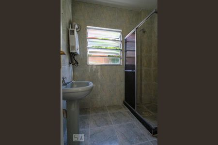 Apartamento à venda com 80m², 2 quartos e 2 vagasBanheiro social