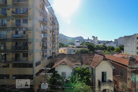 Vista do Quarto 1 de apartamento para alugar com 2 quartos, 80m² em Rio Comprido, Rio de Janeiro