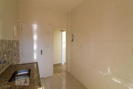Apartamento à venda com 80m², 2 quartos e 2 vagasCozinha