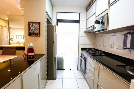 Apartamento à venda com 91m², 2 quartos e 2 vagasCozinha