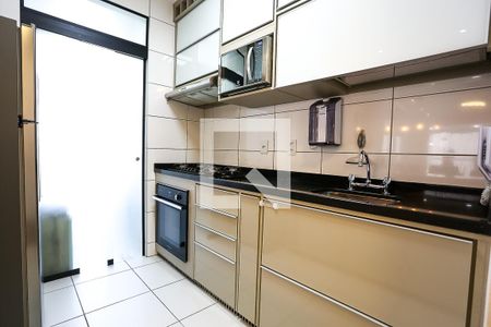 Apartamento à venda com 91m², 2 quartos e 2 vagasCozinha