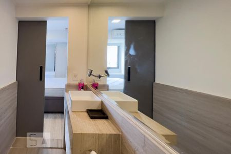 Studio para alugar com 35m², 1 quarto e 1 vaga Studio para alugar com 35m², 1 quarto e 1 vagaBanheiro da Suíte