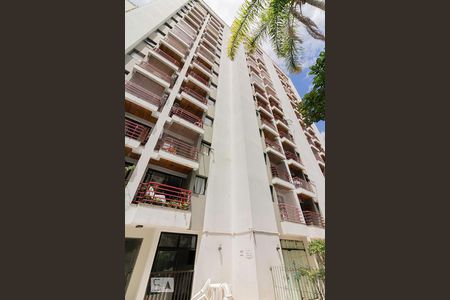 Studio para alugar com 35m², 1 quarto e 1 vaga Studio para alugar com 35m², 1 quarto e 1 vagaFachada