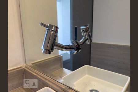 Studio para alugar com 35m², 1 quarto e 1 vaga Studio para alugar com 35m², 1 quarto e 1 vagaBanheiro da Suíte