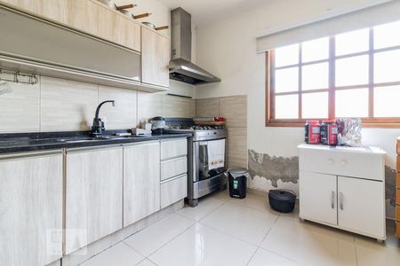 Casa para alugar com 80m², 3 quartos e 5 vagasCozinha