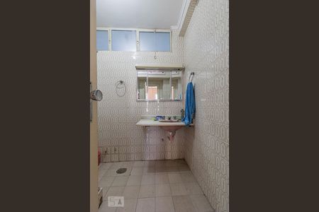 Banheiro da Suíte de apartamento à venda com 3 quartos, 176m² em Independência, Porto Alegre