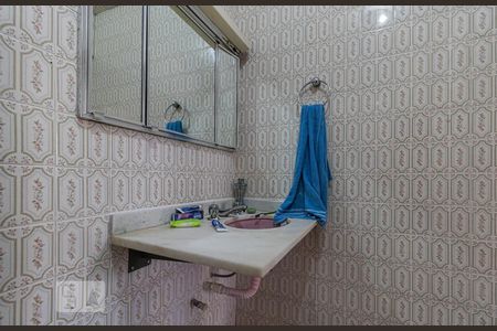 Banheiro da Suíte de apartamento à venda com 3 quartos, 176m² em Independência, Porto Alegre