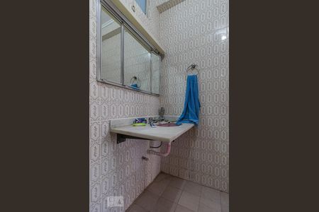 Apartamento à venda com 176m², 3 quartos e sem vagaBanheiro da Suíte