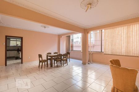 Sala de apartamento à venda com 3 quartos, 176m² em Independência, Porto Alegre