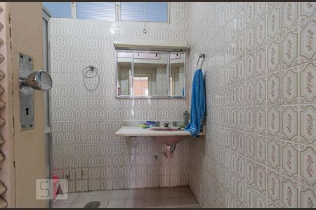 Banheiro da Suíte de apartamento à venda com 3 quartos, 176m² em Independência, Porto Alegre