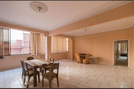 Sala de apartamento à venda com 3 quartos, 176m² em Independência, Porto Alegre