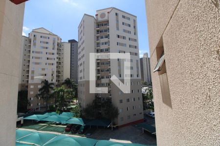 Vista da sacada de apartamento para alugar com 2 quartos, 60m² em Vila Constança, São Paulo
