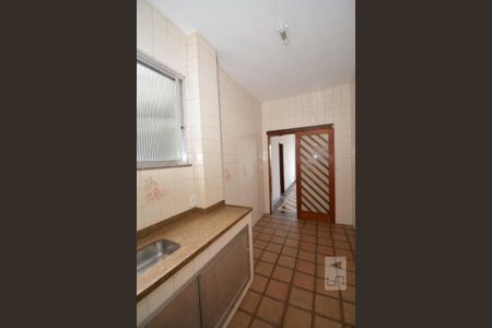 Apartamento à venda com 70m², 2 quartos e sem vagaCozinha