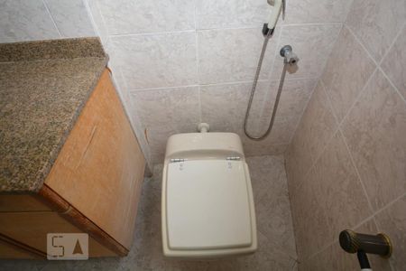 Apartamento à venda com 70m², 2 quartos e sem vagaBanheiro