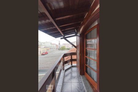 Casa à venda com 262m², 3 quartos e 4 vagasSacada Suíte