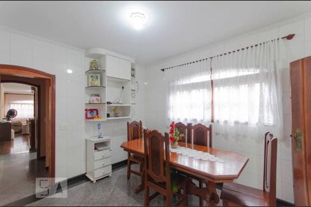 Casa à venda com 262m², 3 quartos e 4 vagasCopa