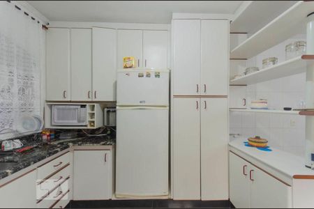 Casa à venda com 262m², 3 quartos e 4 vagasCozinha