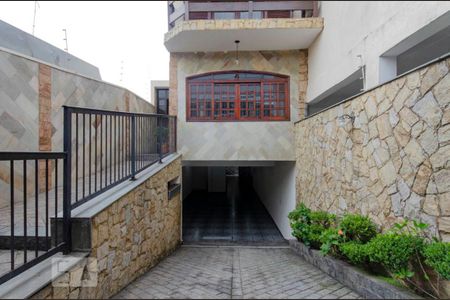 Casa à venda com 262m², 3 quartos e 4 vagasEntrada Garagem